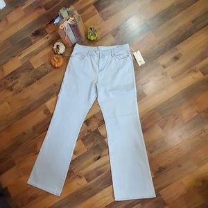 NWT REBA Sz 10 Jean's Bleached Wash